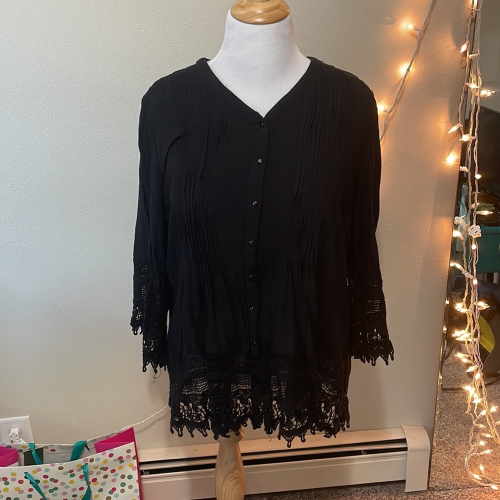 Coldwater Creek XL Black Lacey Button Down Long Sleeve Blouse - Picture 3 of 9